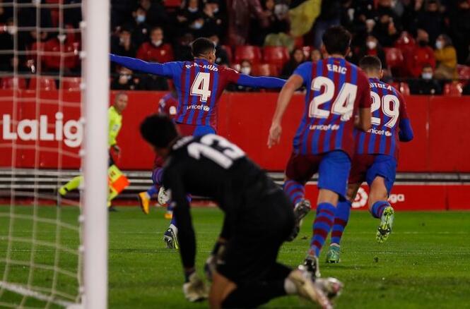  阿雅克肖主帅变阵三中卫收奇效，终结客场八场进球荒  